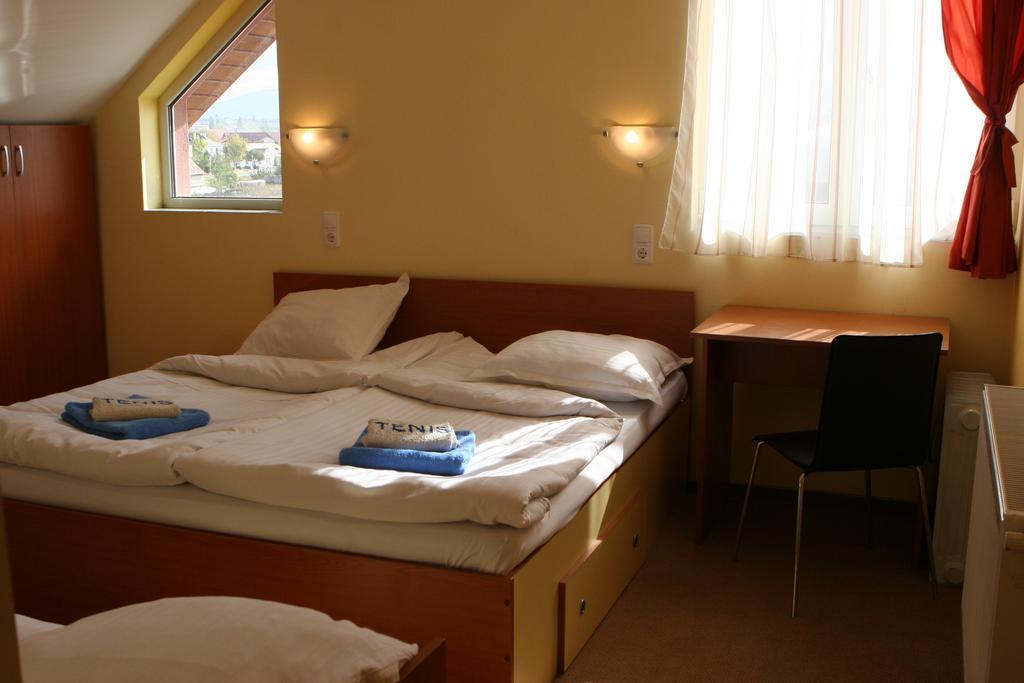 Hotel Pamira Сибиу Номер фото
