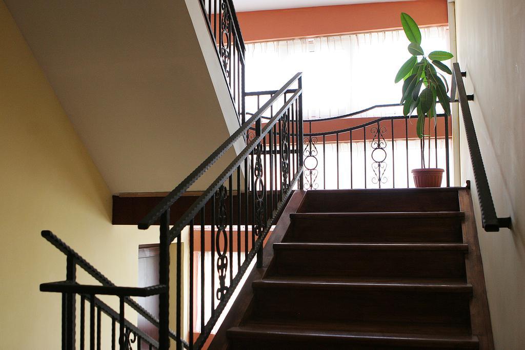 Hotel Pamira Сибиу Экстерьер фото
