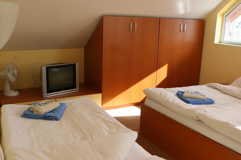 Hotel Pamira Сибиу Номер фото